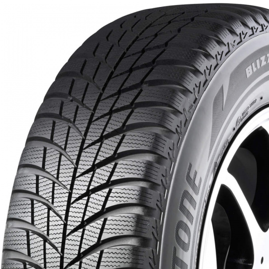 Bridgestone Blizzak LM001 245/40 R 18 93V Bridgestone Blizzak LM001 245/40 R 18 93V