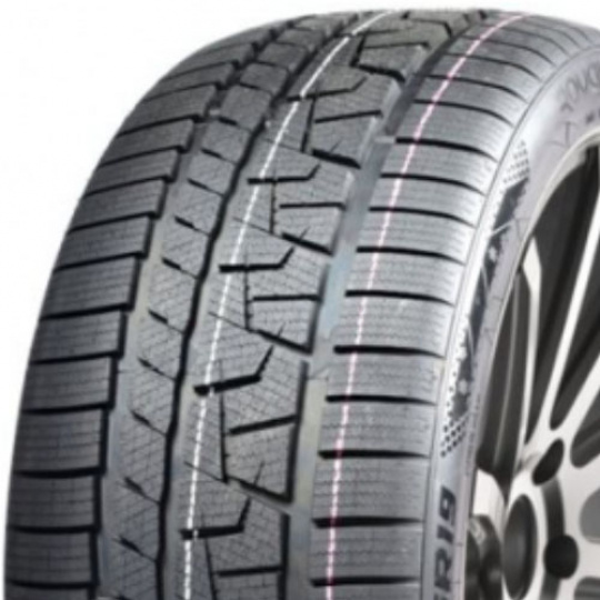 Royal Black Royal Winter UHP 235/40 R 18 95V Royal Black Royal Winter UHP 235/40 R 18 95V