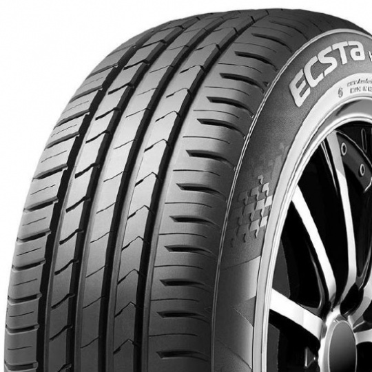 Kumho Ecsta HS51 215/45 R 16 86H